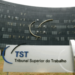Número de ações trabalhistas bate recorde em 15 anos