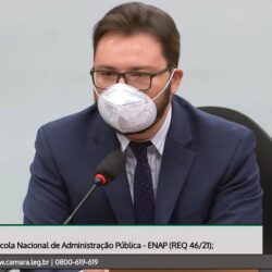 Incluída na PEC 32, estabilidade no serviço público dependerá de lei complementar