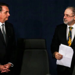 Governadores, STF e Congresso reagem a abusos do bolsonarismo