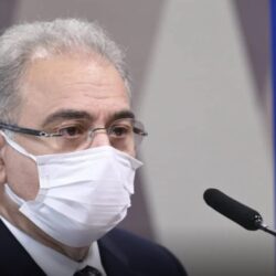 Queiroga se posiciona contra uso obrigatório de máscaras