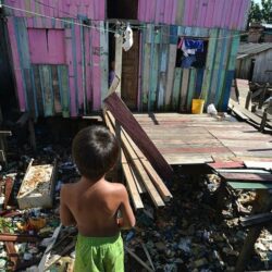 Auxílio Brasil abandona critérios do Bolsa Família e desmonta rede de proteção social