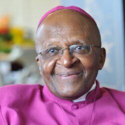 Desmond Tutu morre aos 90 anos na África do Sul