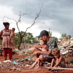 Relatório Oxfam: bilionários dobram fortunas durante a pandemia; miséria se multiplica