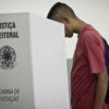 Jovens podem tirar título de eleitor de casa, pelo site do TSE