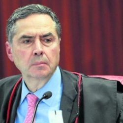 Forças Armadas estão sendo usadas para descreditar processo eleitoral, diz Barroso