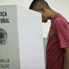 A cada 10 jovens, 9 pretendem tirar título de eleitor; preferência pela esquerda se destaca