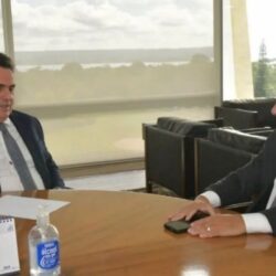 Presidente da Petrobras compara preço do petróleo com alta do tomate e cenoura