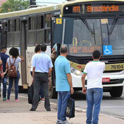 País soma 483 greves de trabalhadores do setor de transportes