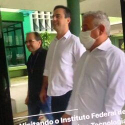 Ironicamente, o contrário