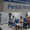 Ao invés de contratar médicos, governo vai conceder auxílio-doença sem perícia