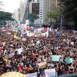 Estudantes anunciam mobilizações nacionais contra cortes nas universidades para os dias 10 e 18