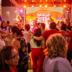 SEMANA DO/A PROFESSOR/A – Luta política e festas com apresentações musicais marcam celebração da categoria em Fortaleza e interior