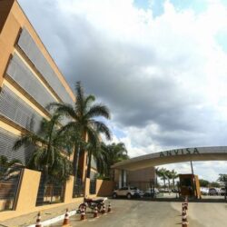 Anvisa aprova vacinas bivalentes contra covid-19