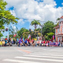 PRESSÃO CONTINUA – Estudantes, docentes e técnico-administrativos fazem atos em Fortaleza e interior em defesa das universidades