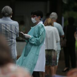 A imunização voltará a ser prioridade no governo Lula e vacina Covid-19 será anual
