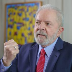 Com mais volume de investimentos, Lula defende o uso do BNDES para reduzir taxa de juros
