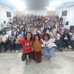 Movimento ensina estudantes a combater assédio sexual nas escolas no Ceará