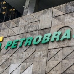 As falsas versões sobre a Petrobras, por Luis Nassif