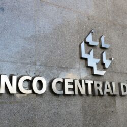 Atividade econômica fica praticamente estável em janeiro deste ano