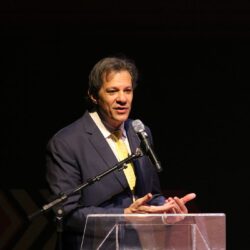 Haddad: aumento da produtividade requer mudança no sistema tributário