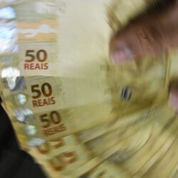 Com aumento de despesas, governo vai bloquear R$ 1,7 bilhão