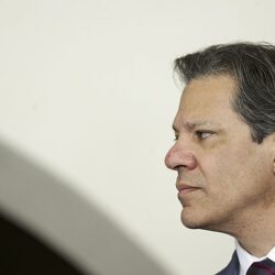 Após recuo na ‘prévia do PIB’, Haddad volta a pressionar Banco Central por queda nos juros