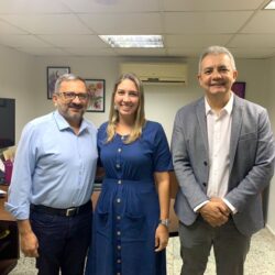 Diretores do Sintrajufe-CE reúnem-se com a Deputada Larissa Gaspar