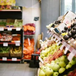 Queda do preço dos alimentos pelo quarto mês consecutivo puxa inflação para baixo