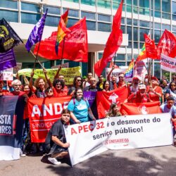 CAMPANHA SALARIAL – Plenária avalia jornadas de lutas e convoca atos para dia 16/11, quando mesa de negociação se reunirá