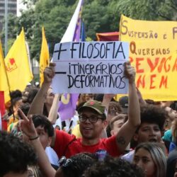 Votação do relatório do Novo Ensino Médio é adiada para 2024
