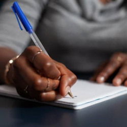 CCJ amplia e prorroga por 10 anos cotas afirmativas no serviço público