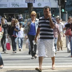 Desemprego recua para 7,1%, o menor do trimestre desde 2014