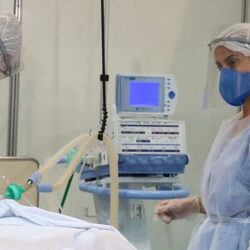 Covid causa perdas cognitivas em longo prazo mesmo nos casos leves