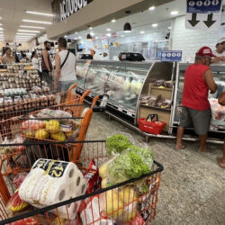 Alimentos têm deflação e IPCA-15 recua para 0,19% em agosto, o menor do ano