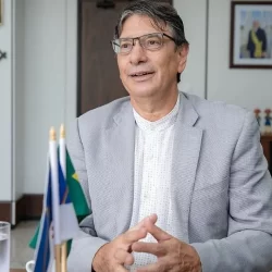 Olha só no que dá brasileiro ‘não gostar de política’