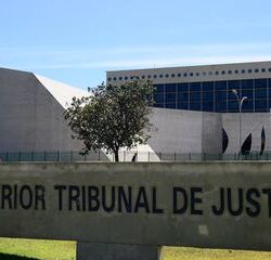 STJ julga tema que pode prejudicar beneficiários que entram na Justiça contra o INSS