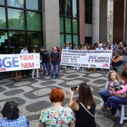 Funcionários do IBGE fazem paralisação de 24 horas