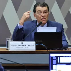 Reforma tributária com novo impacto no IVA é lida na CCJ do Senado