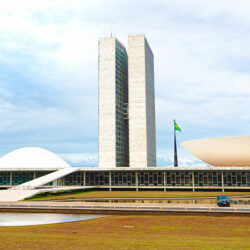 PEC 6: 176 deputados apresentaram requerimento de apensação à PEC 555/06