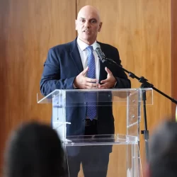 STF não vai permitir que redes sociais sejam usadas para ódio, diz Alexandre de Moraes: ‘Aqui tem lei’