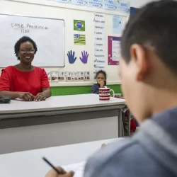 Programa Mais Professores dá desconto a docentes em hospedagens