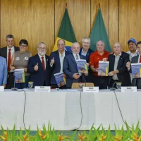 Centrais sindicais se reúnem com Lula e cobram mais empenho do governo na pauta dos trabalhadores