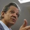 Haddad apresenta a Lula novas medidas fiscais para cumprir meta