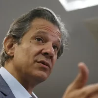 Haddad apresenta a Lula novas medidas fiscais para cumprir meta