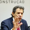 Brasil não sairá da mesa de negociação com EUA, diz Haddad