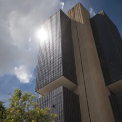 Fortalecer o Banco Central do Brasil mantendo a sua natureza pública