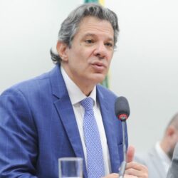 Haddad manifesta otimismo sobre reforma do IR após reunião com presidente da Câmara