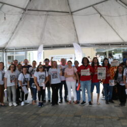 SINTUFCE promove diálogo com a comunidade no Complexo Hospitalar da UFC em defesa do serviço público e contra a Reforma Administrativa