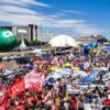 Milhares de servidores ocupam Brasília contra a Reforma Administrativa