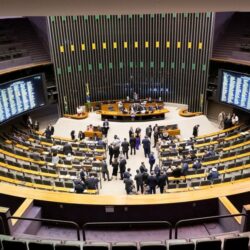 Reforma administrativa enfrenta obstáculos políticos e falta de consenso no governo